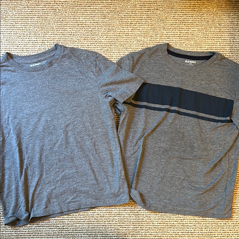 2 - Old Navy boys size medium (8) Gray Short Sleeve Tees